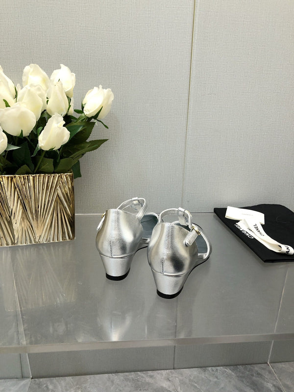 CAMELLIA CAP JANE SANDALS IN SILVER MIX BLACK LAMBSKIN