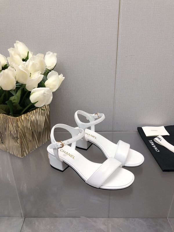 BLOCK HEEL 5 CM SANDAL IN WHITE LAMBSKIN