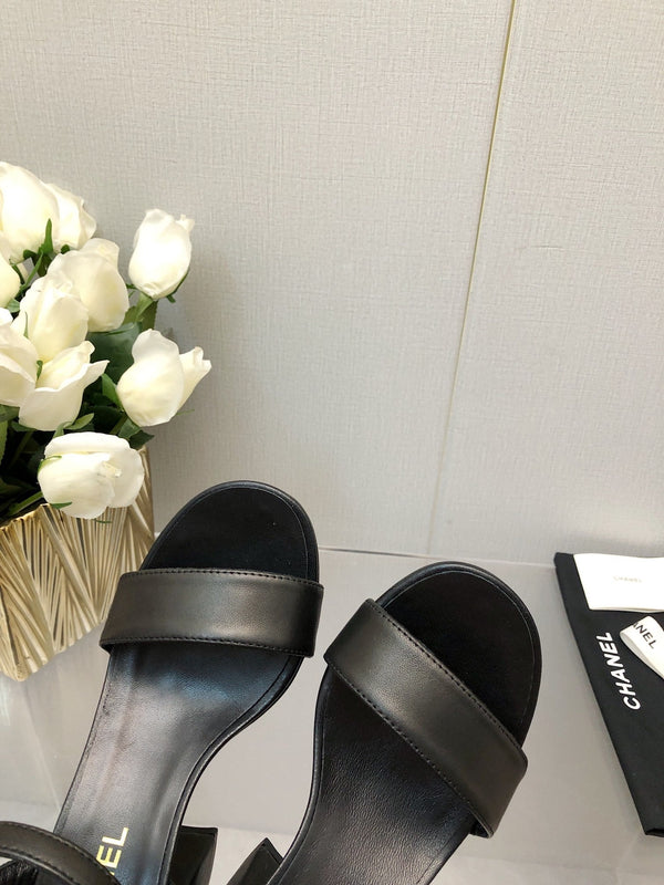 BLOCK HEEL 9 CM SANDAL IN BLACK LAMBSKIN