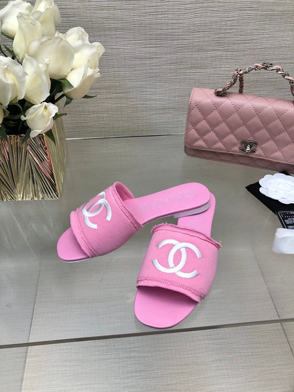 CC 25C Slippers Pink Fabric Material 212967