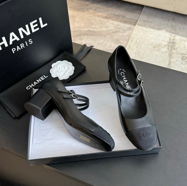 CC 25C Mary Jane Black Sheepskin 212991