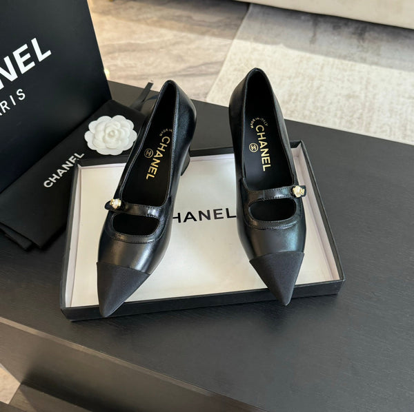 Double C WOMEN'S SHOES SPIRIT TOE Black Lambskin