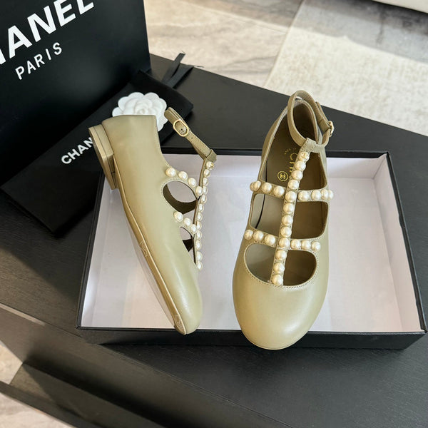 MARY JANES SHOES EICRU BEIGE GOATSKIN WITH FAUX PEARL