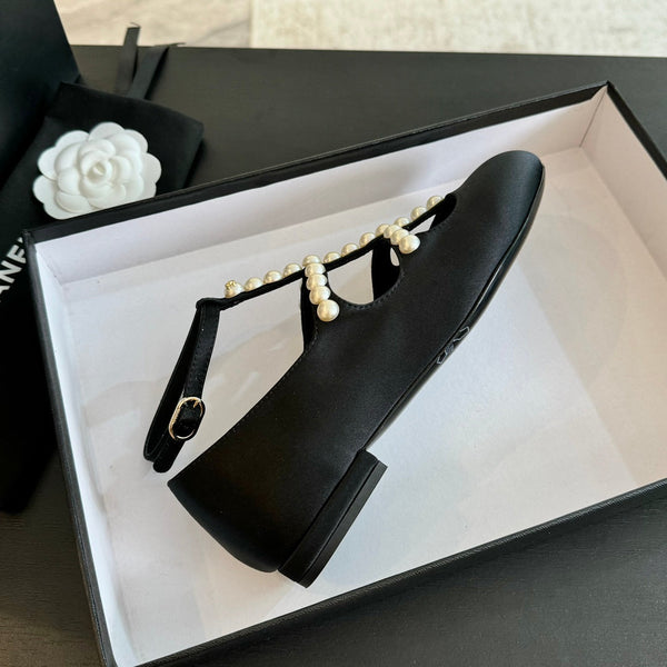 MARY JANES SHOES BLACK GOATSKIN WITH FAUX PEARL