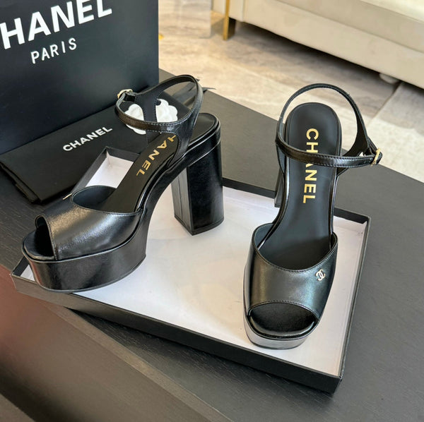 HIGH HEEL PLATFORM SANDALS IN BLACK CALFSKIN