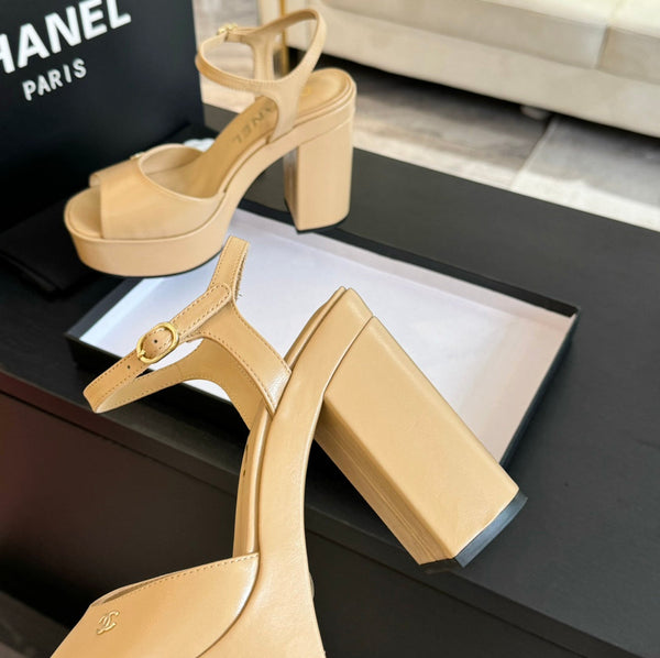 HIGH HEEL PLATFORM SANDALS IN SAND YELLOW CALFSKIN