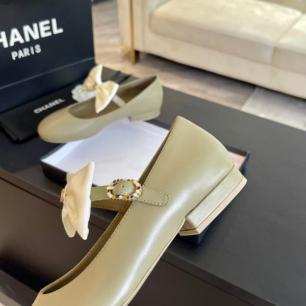 BALLET FLAT EICRU BEIGE LAMBSKIN WITH WHITE BOW