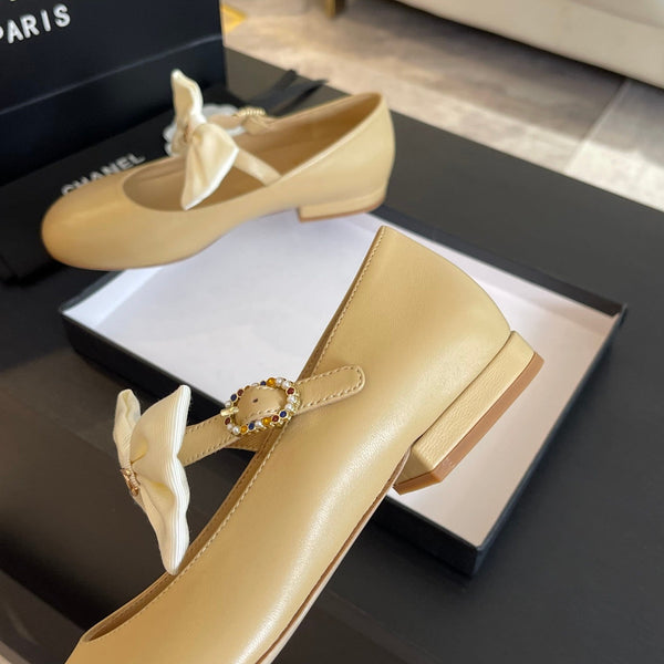 BALLET FLAT DARK CREAM LAMBSKIN WITH WHITE BOW