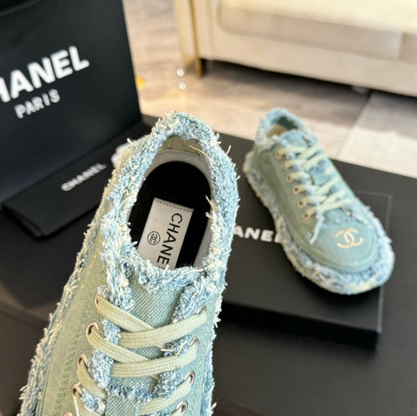 cc low sneaker dark old denim embroidery canvas