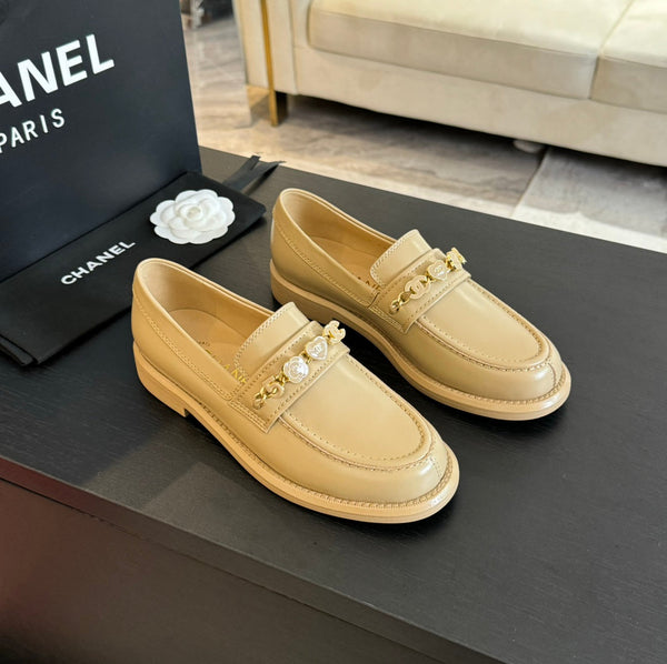 CC 25C Loafer Cream Leather 212972