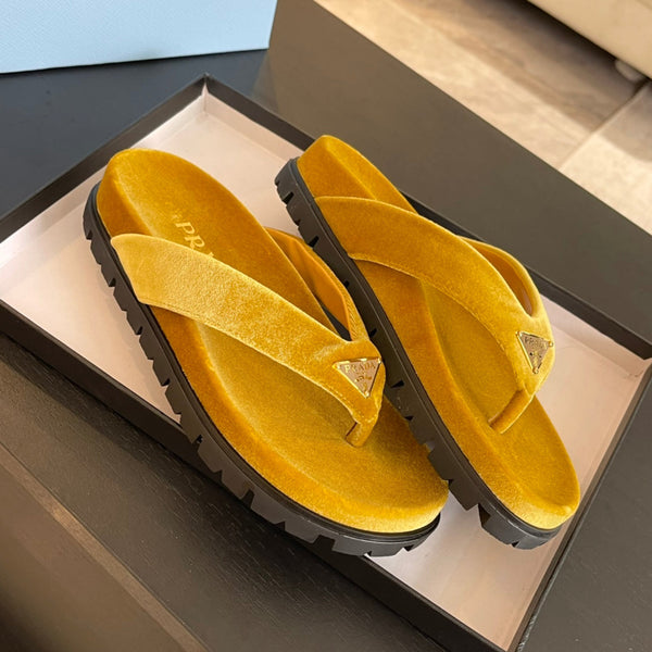 SANDALI INFRADITO IN GOMMA PRA VELLUTO AMBRA