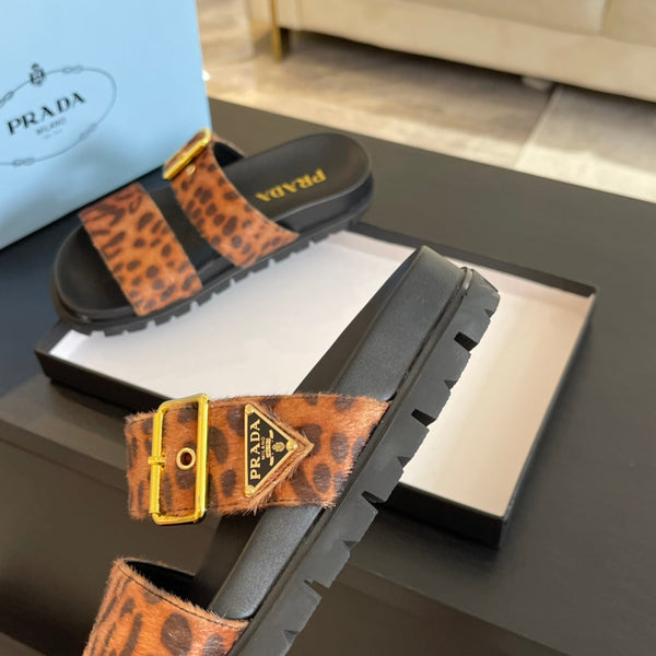 SANDALI PRA SLIDES NERI E MOTIVO LEOPARDATO IN VELLUTO