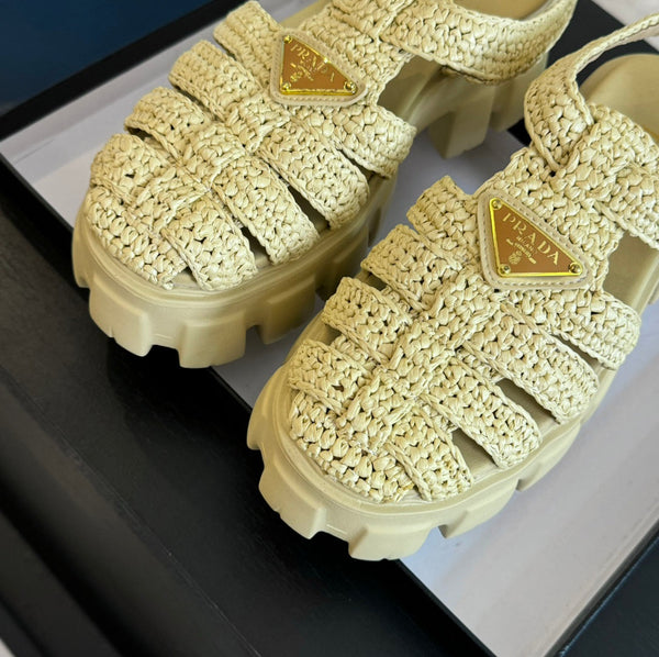 SANDALI A GABBIA IN PELLE DI AGNELLO GIALLO PASTELLO CON CROCHET MONOLITH PRA