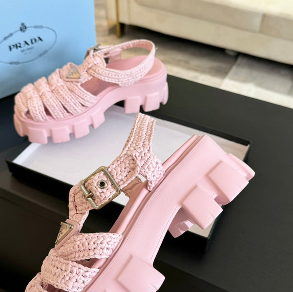 SANDALI A GABBIA IN PELLE DI AGNELLO ROSA CHIARO CON CROCHET MONOLITH PRA