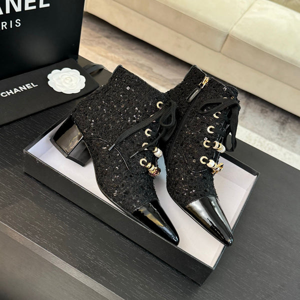 Stivaletti CC in tessuto tweed con perline nere e pelle di agnello