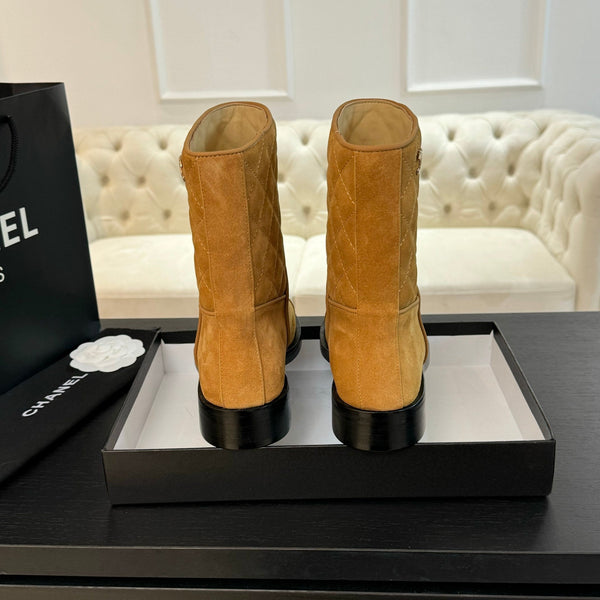 Stivaletti CC 30mm in pelle scamosciata giallo scuro trapuntata