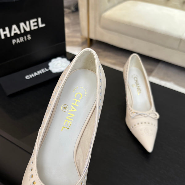 HIGH HEEL PUMP 65 MM IN WHITE CREAM LAMBSKIN