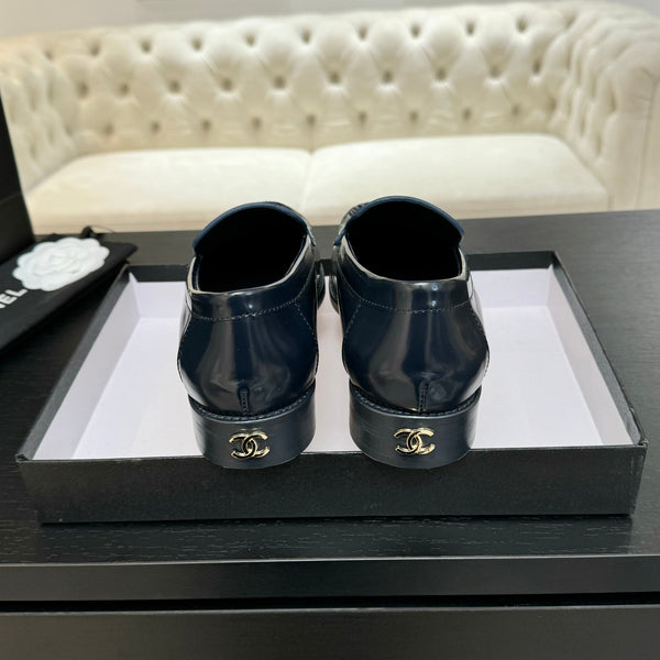 CC 25C Moccasins Dark Blue Patent Leather