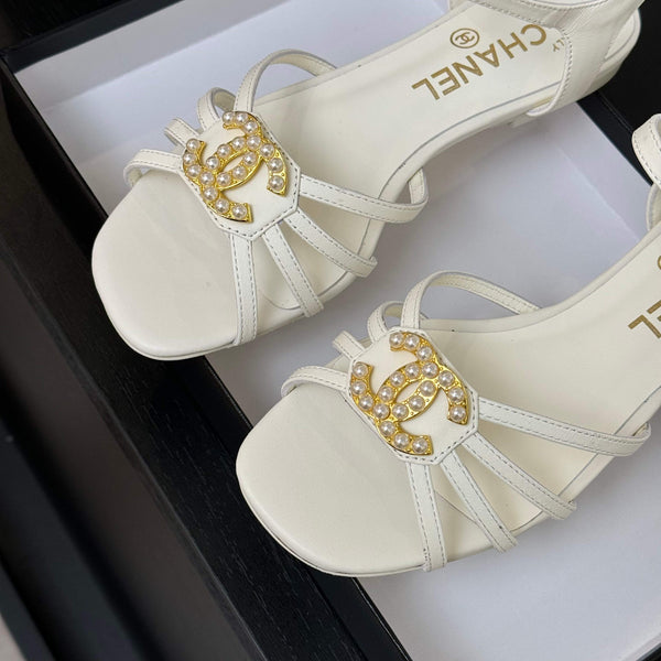 CC 45mm Sandal White Sheepskin 212927