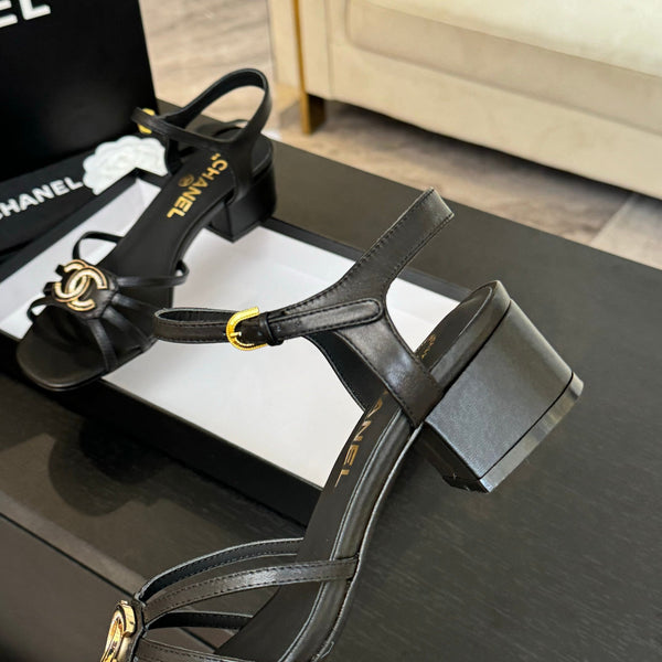 CC 45mm Sandal Black Sheepskin 212926