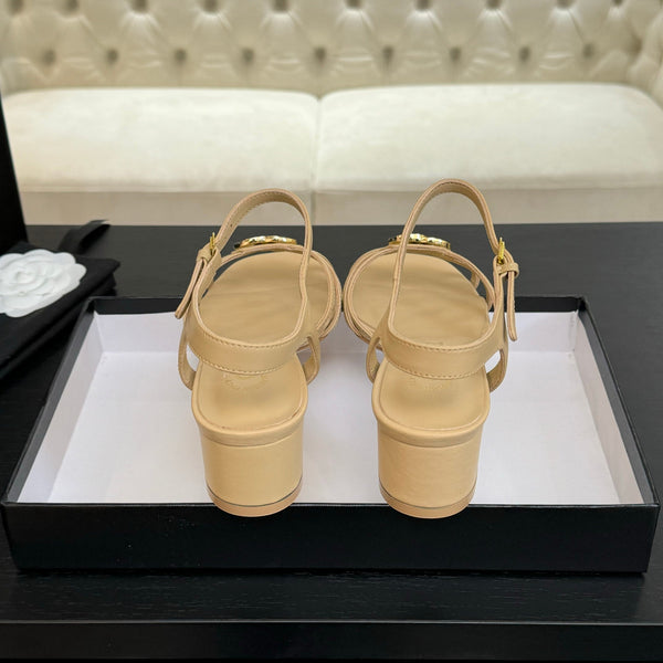 CC 45mm Sandal DarkCream Sheepskin 212928