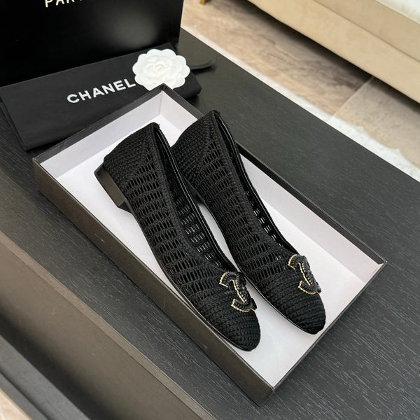 CC 25P Ballet Flat Black Raffia Large Logo