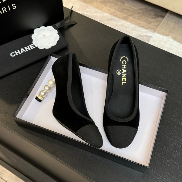 CC 25S Pump 85mm Black Suede Grosgrain