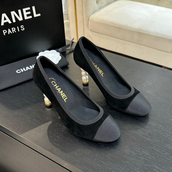 CC 25S Pump 85mm Black Suede Grosgrain