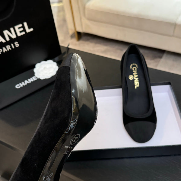 CC 25S Pump 85mm Black Suede Grosgrain