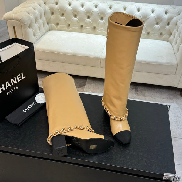 CC 25B High Boots Beige Sheepskin With Chain Black Grosgrain 373809