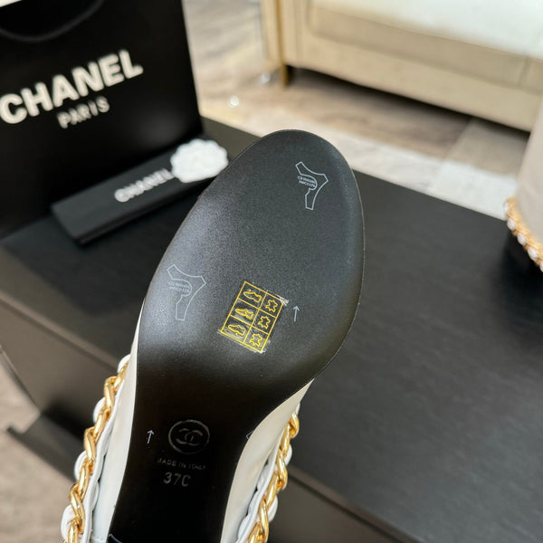 CC 25B High Boots White Sheepskin With Chain Black Grosgrain 373811