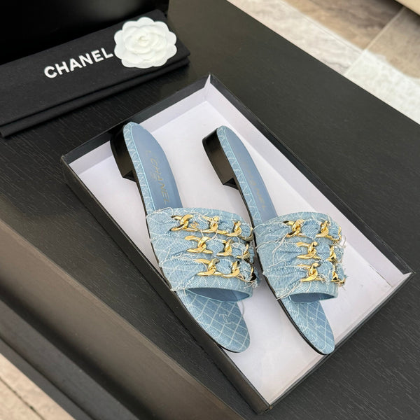 CC 25B Flat Mule Sandals Light Blue Denim With Chain 373813