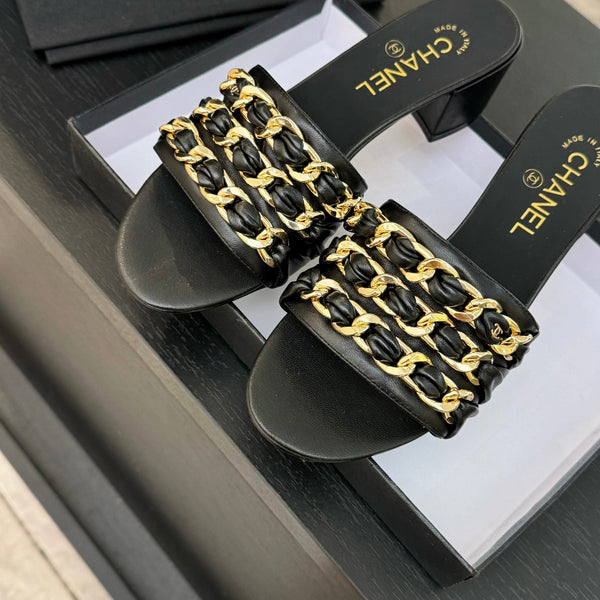 CC 25B Heel Mule Sandals 50mm Black Sheepskin With Chain 373819