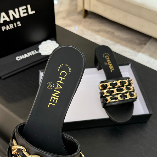 CC 25B Heel Mule Sandals 50mm Black Sheepskin With Chain 373819