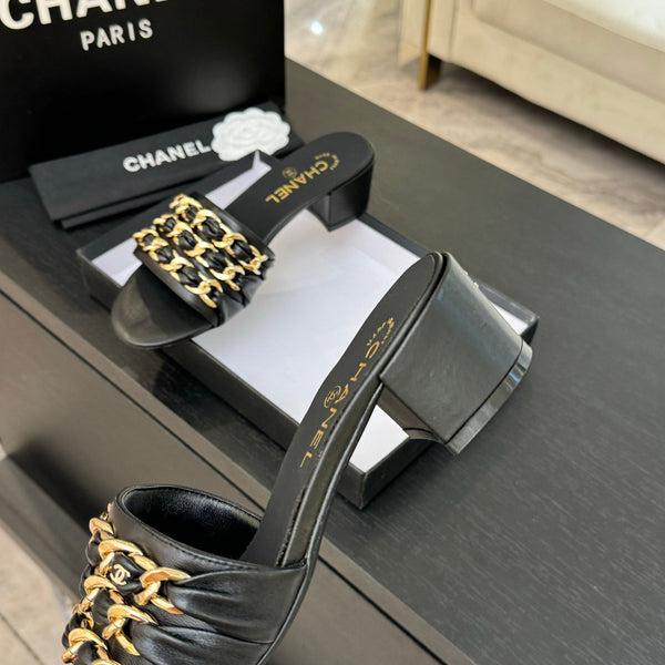 CC 25B Heel Mule Sandals 50mm Black Sheepskin With Chain 373819