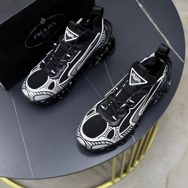 PRA RUNNING SHOES BLADE IN BLACK MIX WHITE BREATHABLE MESH