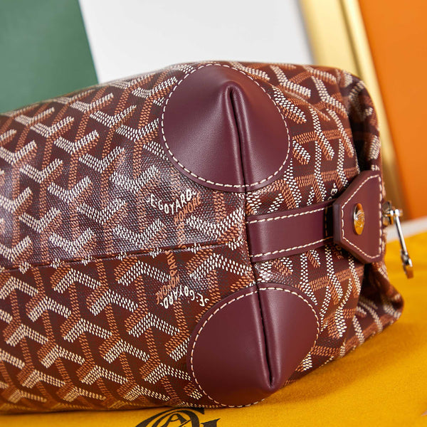 BOWLING TOILETRY BAG 24 IN BURGUNDY RED GOYARDINE CANVAS AND CALFSKIN