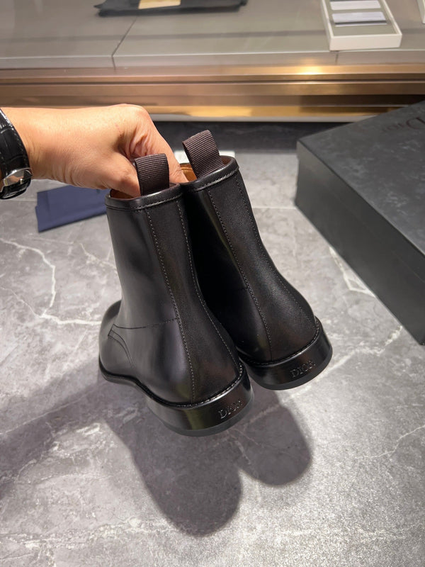 CD JUMP LACE-UP BOOT BLACK CALFSKIN