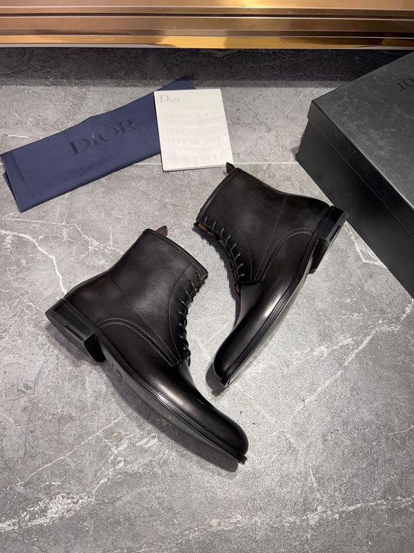 CD JUMP LACE-UP BOOT BLACK CALFSKIN