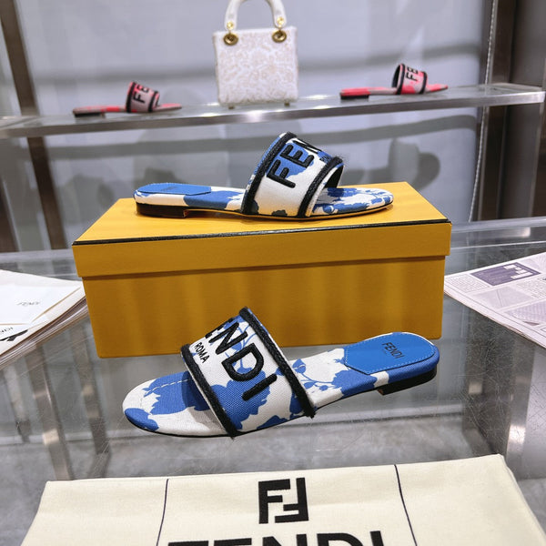 Ciabatte FF Signature da donna in tela blu e bianca