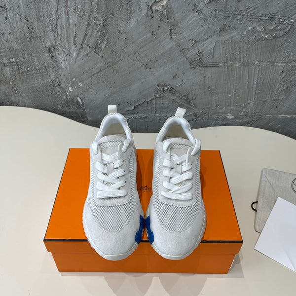 Sneakers HM Bouncing 35 in tela a rete grigia e pelle di capra scamosciata H blu arancione