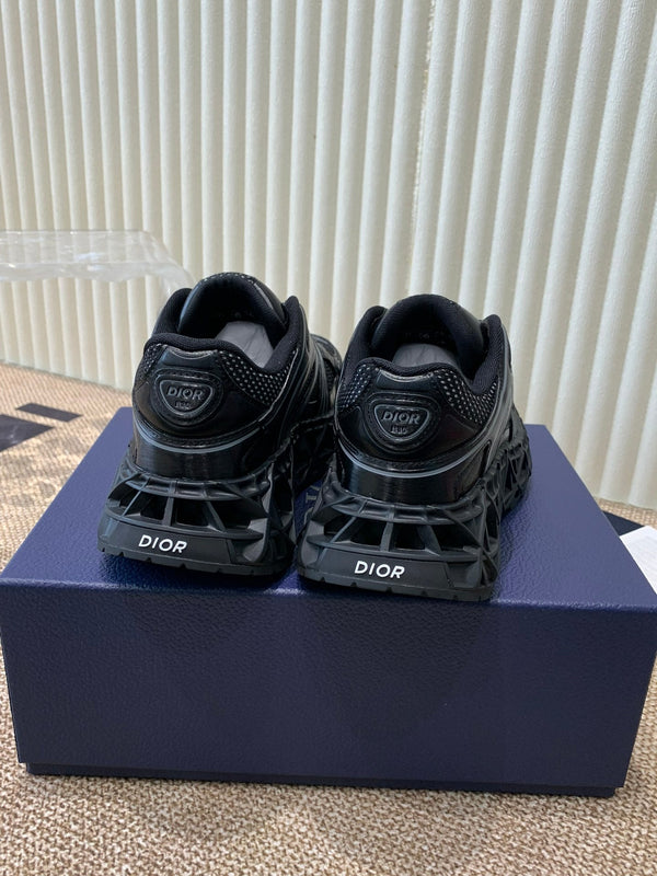 CD Sneaker B35 In Black Calfskin And Fabric 113123