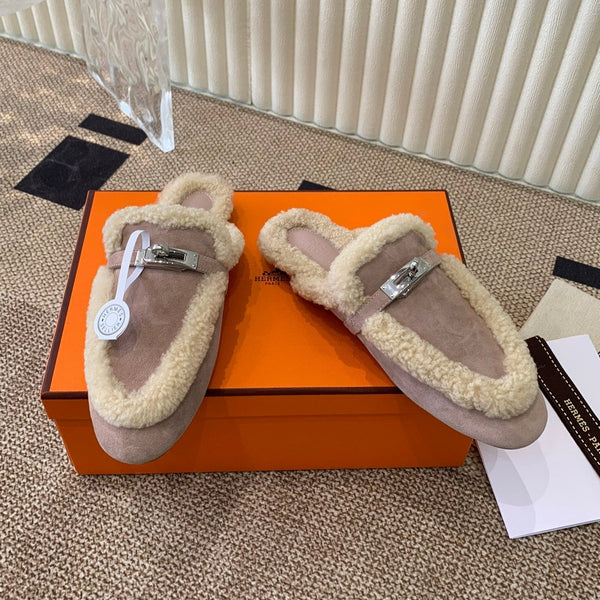 HM Oz Mule In Light Purple Suede Lined With Wool Fleece 113187