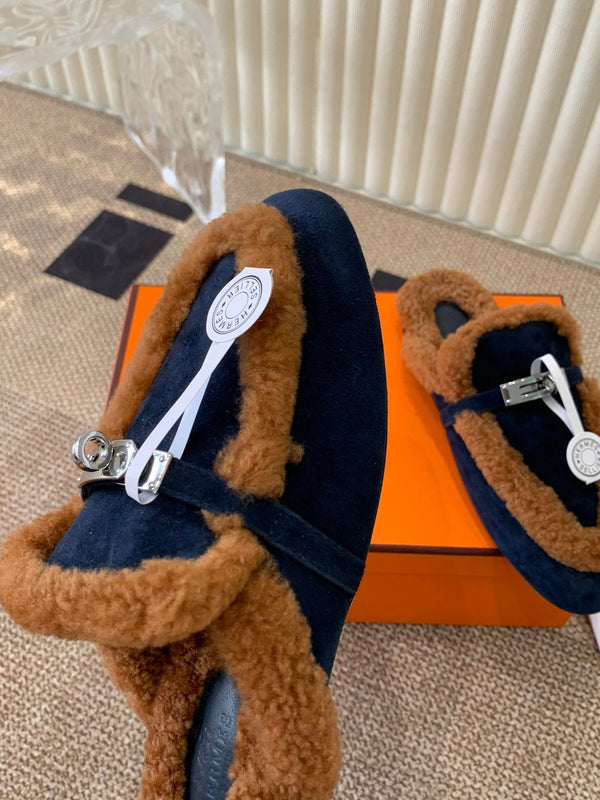 HM Oz Mule In Black Suede Lined With Wool Fleece 113195