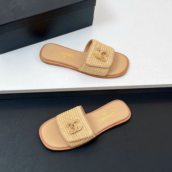 CC Slippers In Dark Beige Palm Fiber 149727