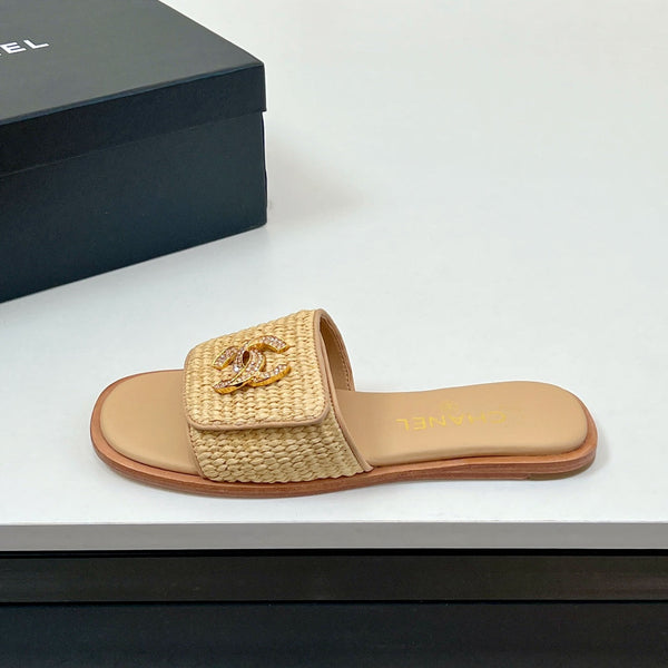 CC Slippers In Dark Beige Palm Fiber 149727