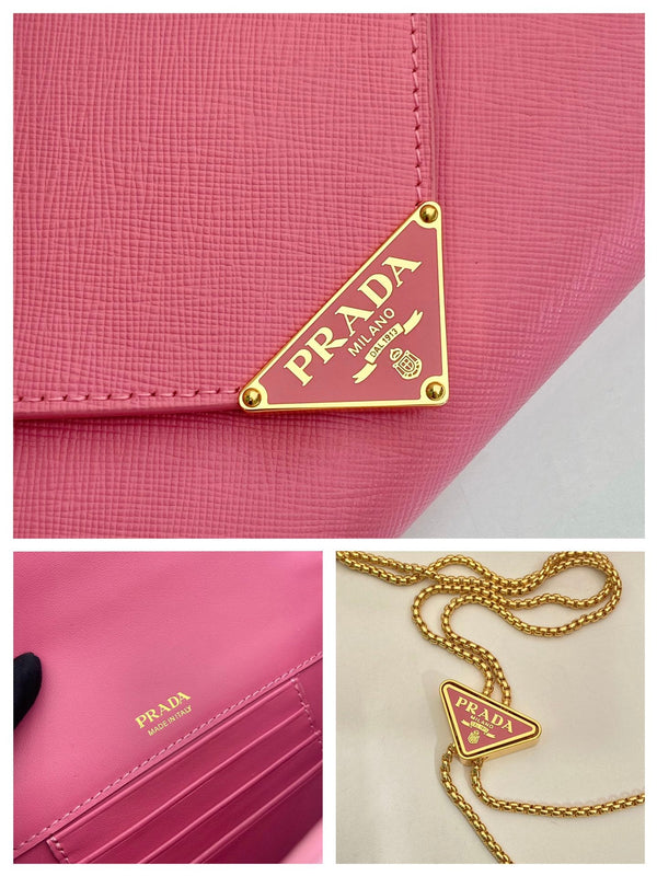 Borsa a busta con motivo a croce PRA in pelle rosa 341153