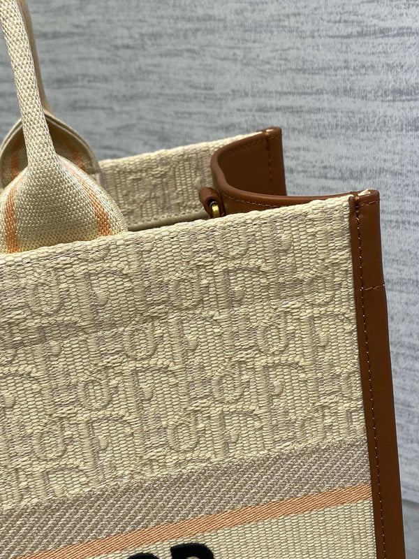 Medium Book Tote 37 Beige Oblique Embroidered Raffia Camel Calfskin