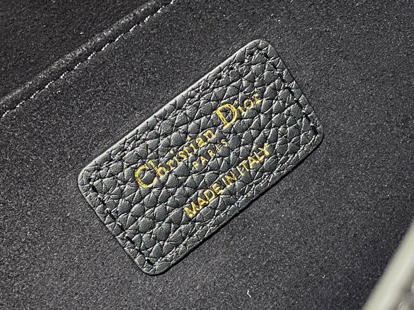 BORSA BOBBY MEDIA 27 IN PELLE DI AGNELLO NERA