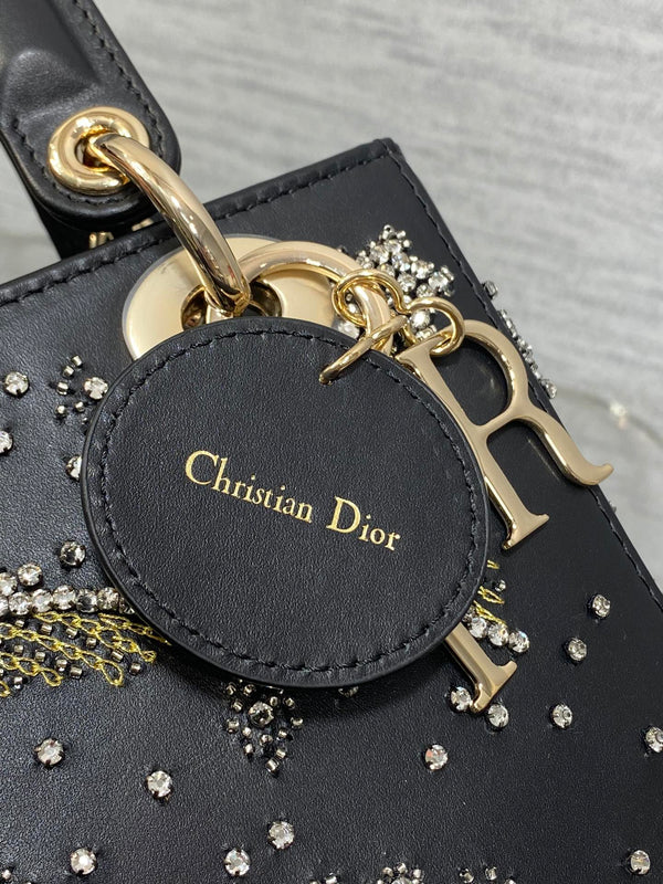 BORSA PICCOLA 20 IN PELLE DI AGNELLO NERA CON RICAMO STELLA CACCIAVANTE DA DONNA